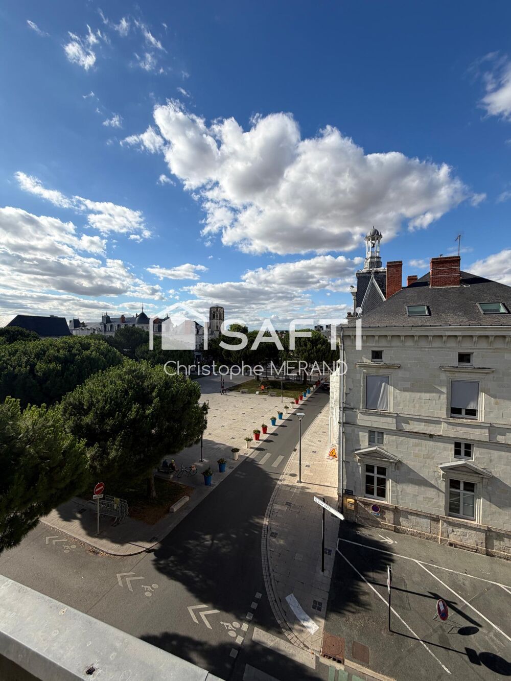 APPARTEMENT DE PRESTIGE CENTRE VILLE DE CHÂTELLERAULT  BD BLOSSAC