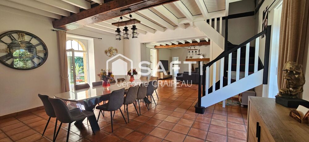 à vendre  Propriété/château Avrillé (85440)