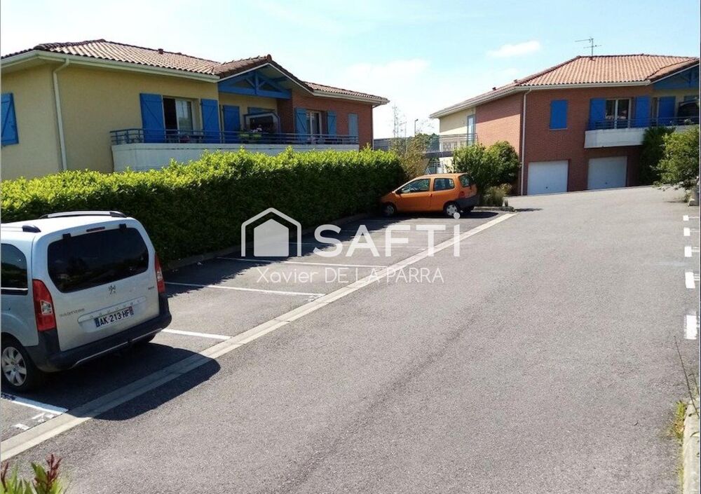 Vente Parking/Garage Parking aérien en copropriété Pouvourville Toulouse