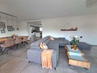 Vente Appartement 6 pièces 146 m², Huningue