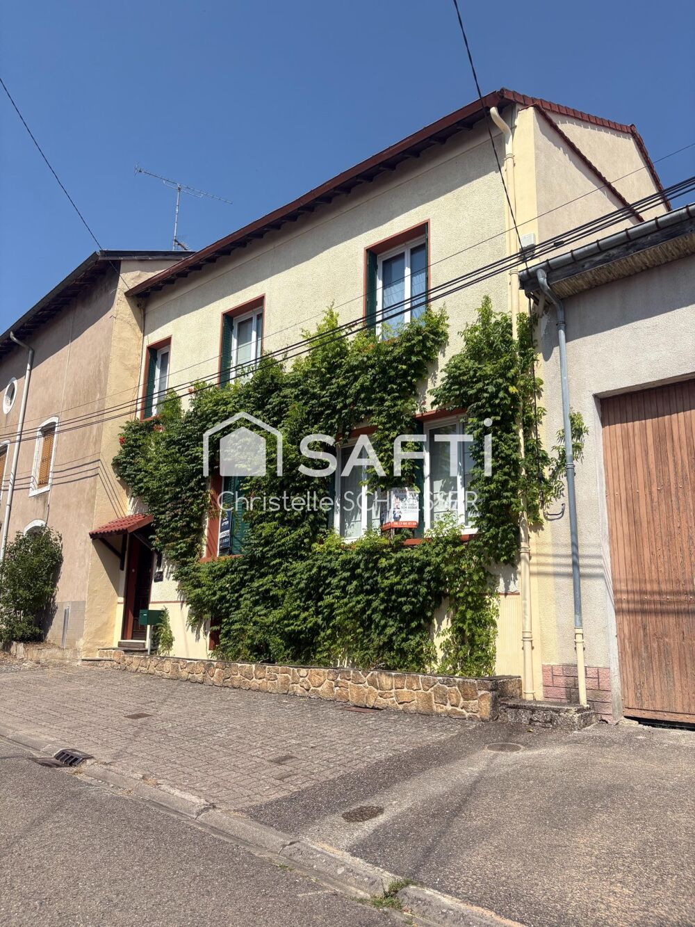 Vente Maison Charme et Authenticité : Grande Maison de Village de 200 m2 avec Patio Lenoncourt