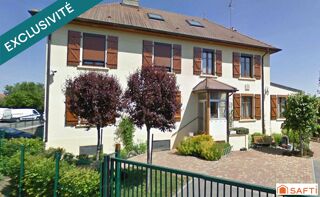  Immeuble à vendre 987 m² Mirecourt