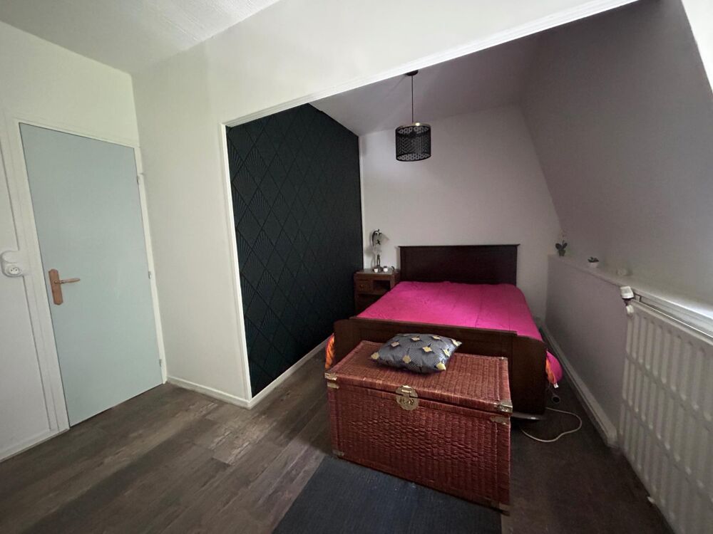 Vente Maison Maison de ville, 2 chambres possibilité 3, 2 bureaux, jardin, garage, véranda, dépendance. Sains-en-gohelle