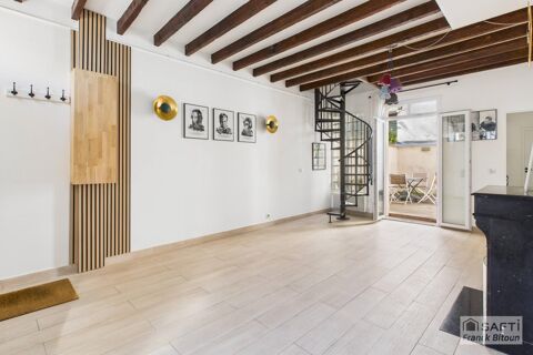 Vente Maison Coeur de B�con. Charmante maison ancienne r�nov�e avec terrasse. Courbevoie