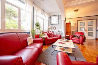  Maison � vendre 8 pi�ces 302 m�