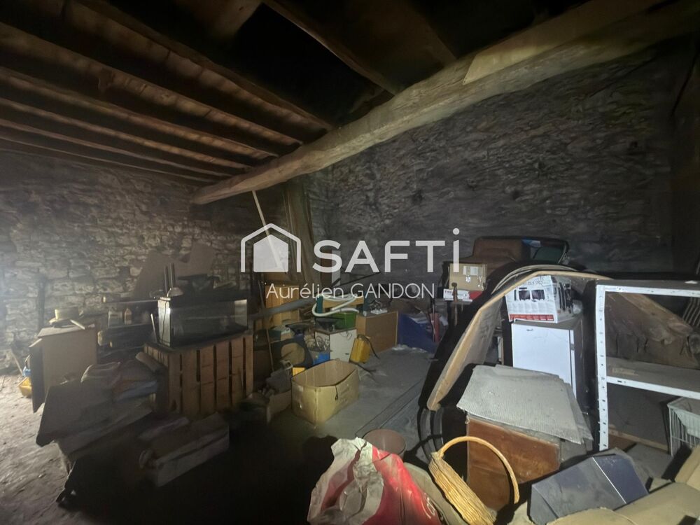 Grange pour stockage ou a transfomer en habitation