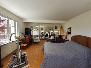  Maison à vendre 8 pièces 241 m²