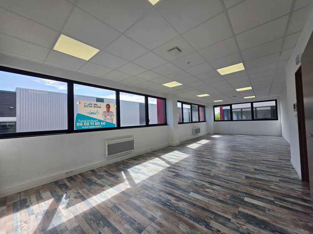   LOCAL COMMERCIAL BUREAUX  190 M2 Chessy