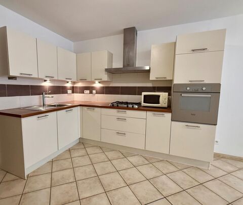   MDV 3 ou 4 chambres avec garage Maison - 5 pi�ce(s) - 130 m�