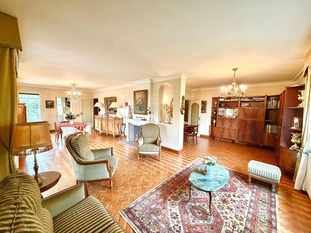 Vente Maison Grande Villa sur Terrain Boisé Eauze