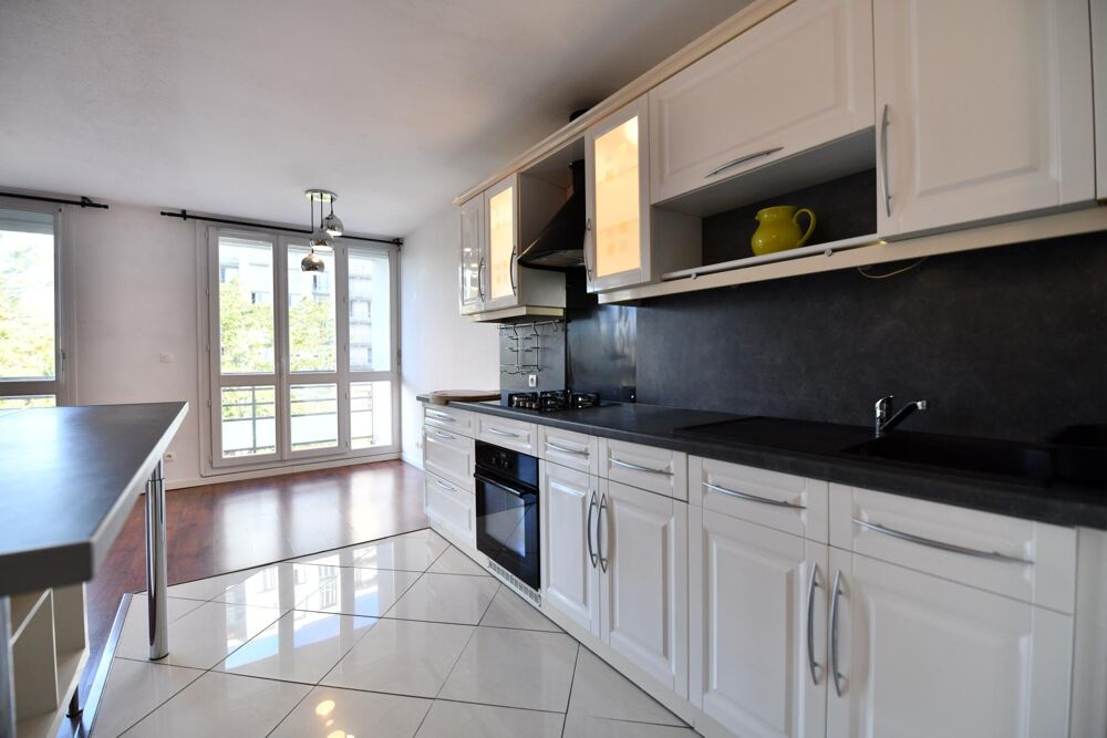 Vente Appartement Appartement de trois pièces! Ravalement réalisé récemment ! Chilly-mazarin