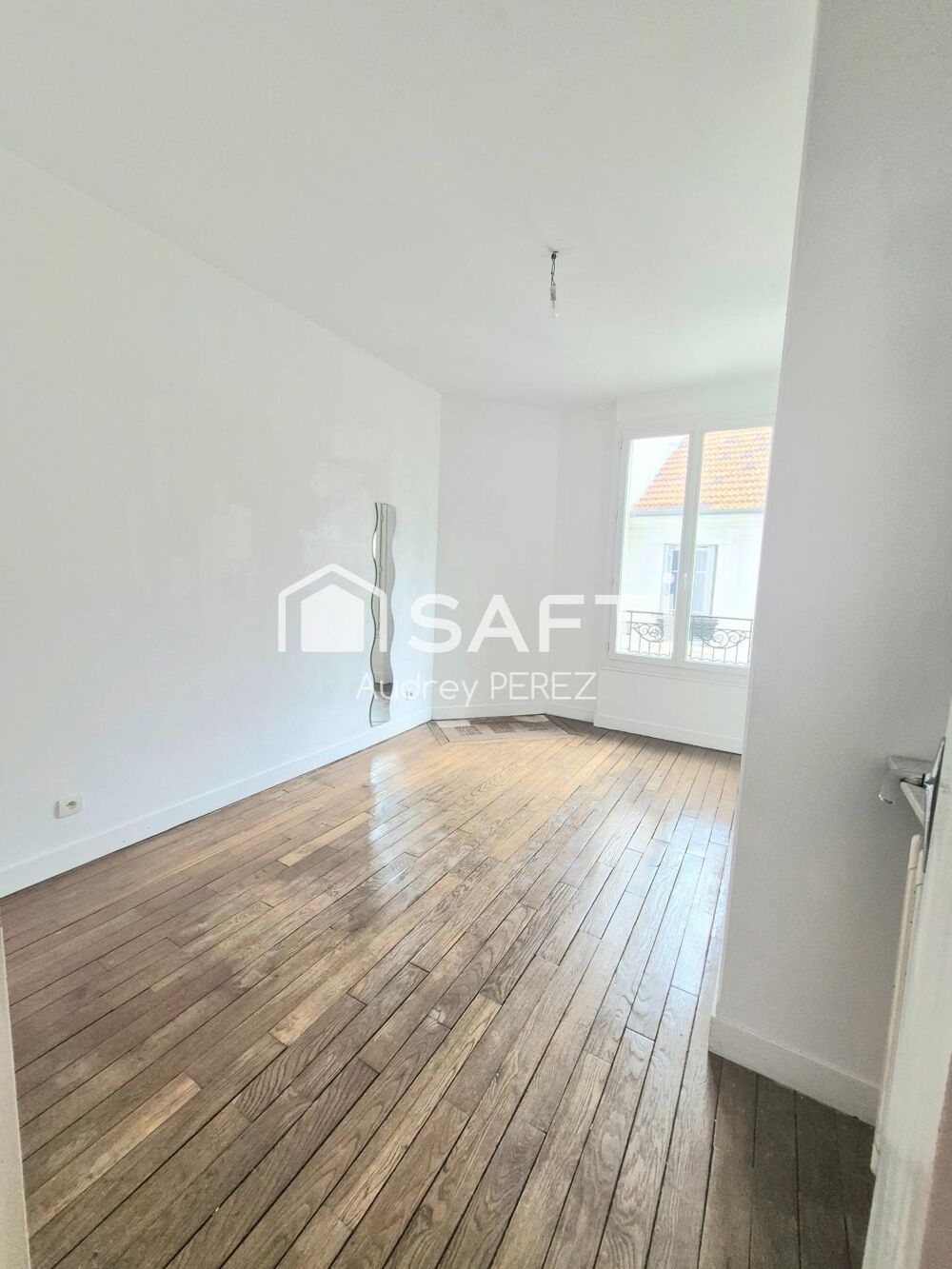 APPARTEMENT F2 ET CAVE EN PLEIN CENTRE VILLE