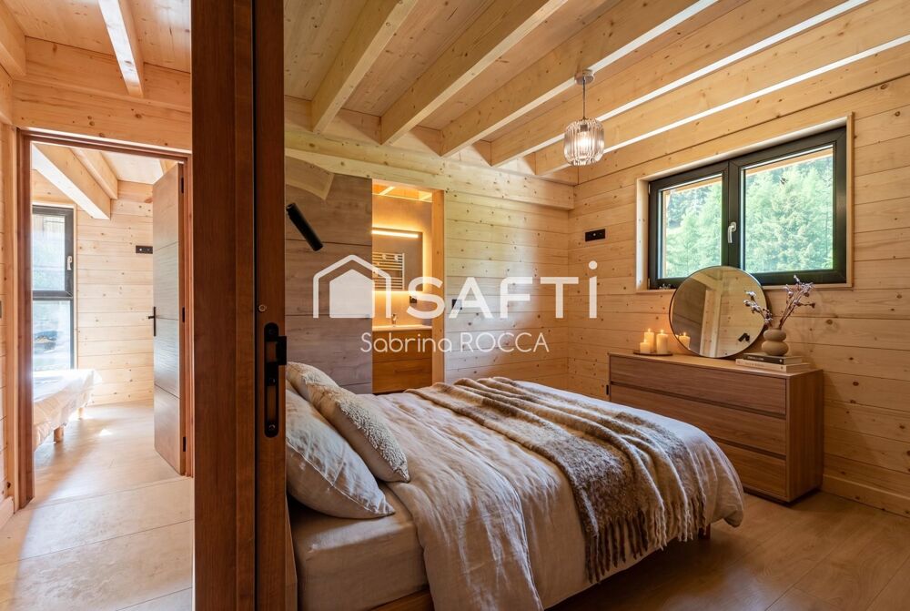 LA PLAGNE  CHALET INDIVIDUEL 142 m²  6 CHAMBRES  ESPACE BIEN-ÊTRE  SKIS AUX PIEDS  DOMAINE SKIABLE PARADISKI