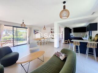  Maison à vendre 8 pièces 210 m²