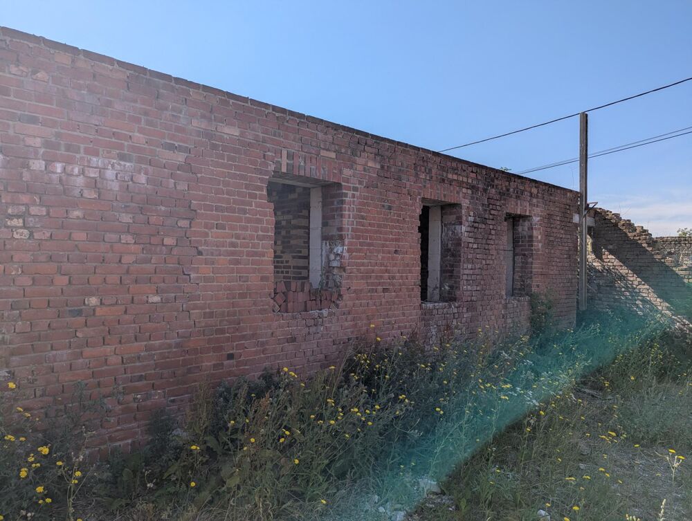 Vente Maison A vendre beau terrain de 762 m2 sur la commune de SERVINS, commune située à 10 kms de Liévin et 20 kms d'arras. Sur ce terrain a Servins