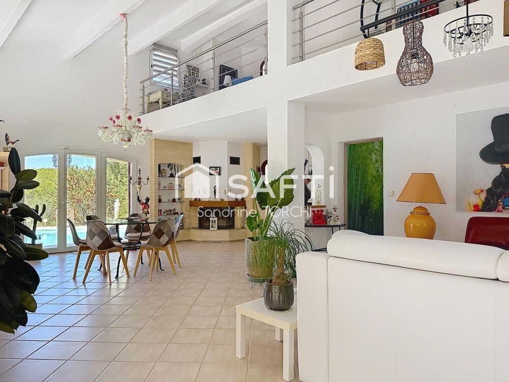 Vente Maison VILLA 206 M²- PISCINE À DÉBORDEMENT-TERRAIN 4130M² Flayosc