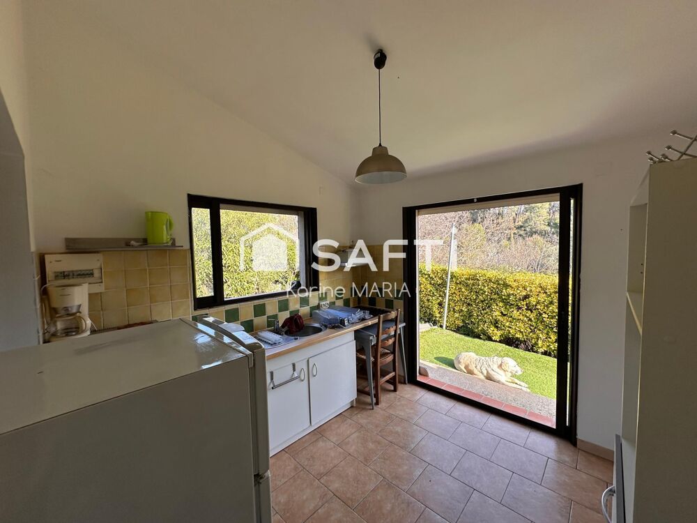 Vente Maison 13400 - AUBAGNE - Propriété de 242 m2 sur un terrain plat de 4643 m2 avec dépendances, piscine et garage Aubagne