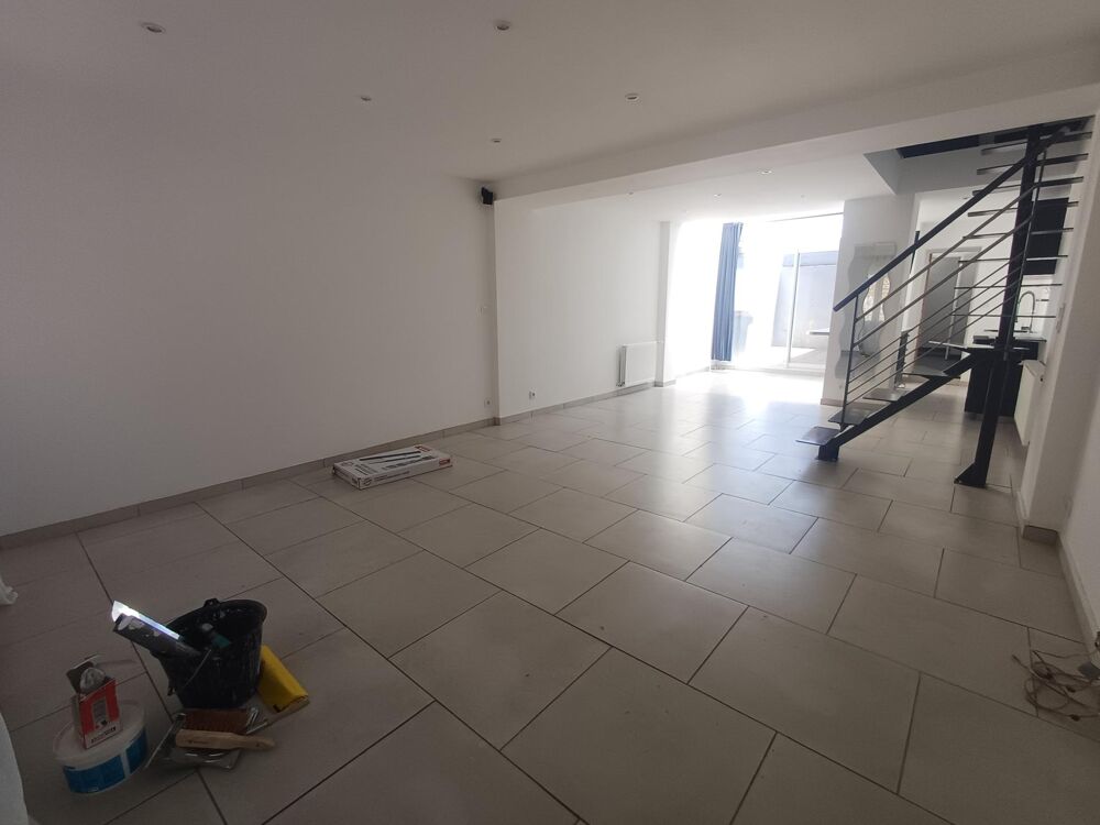 Vente Maison Charmante maison avec cour en hypercentre de Saint-Quentin – 84 m² Saint-quentin