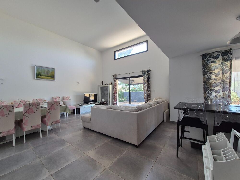 Vente Maison Villa T4 avec piscine et garage Le luc