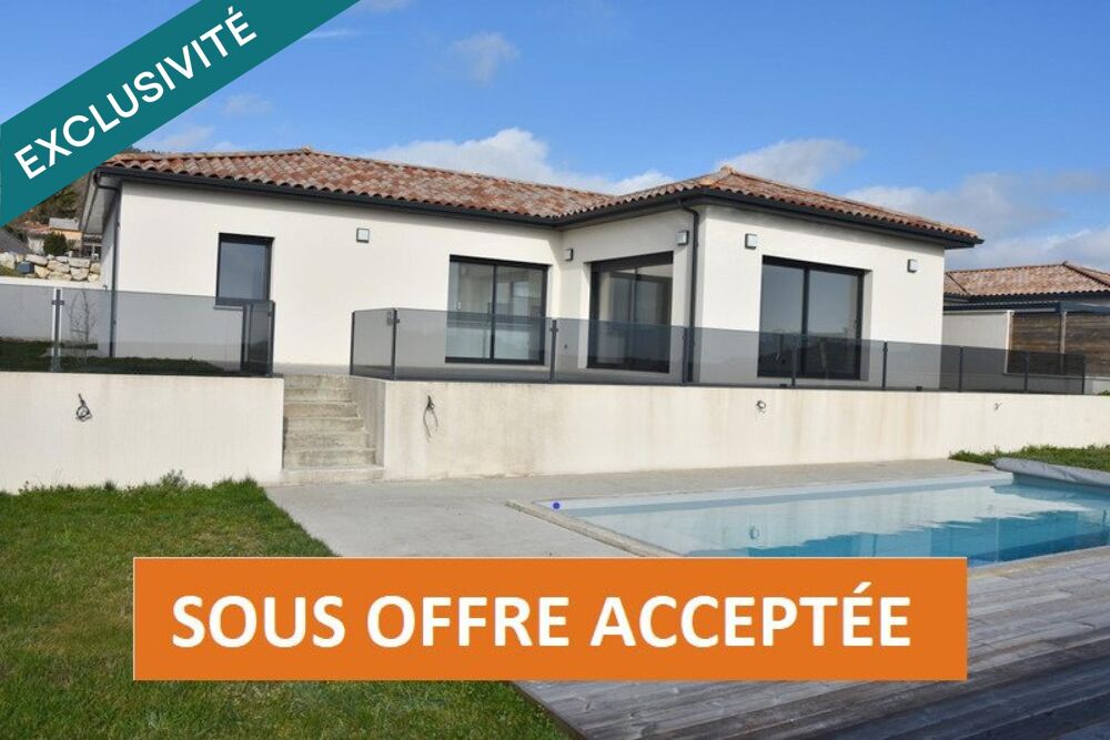 Magnifique villa lumineuse de plain pied avec piscine.