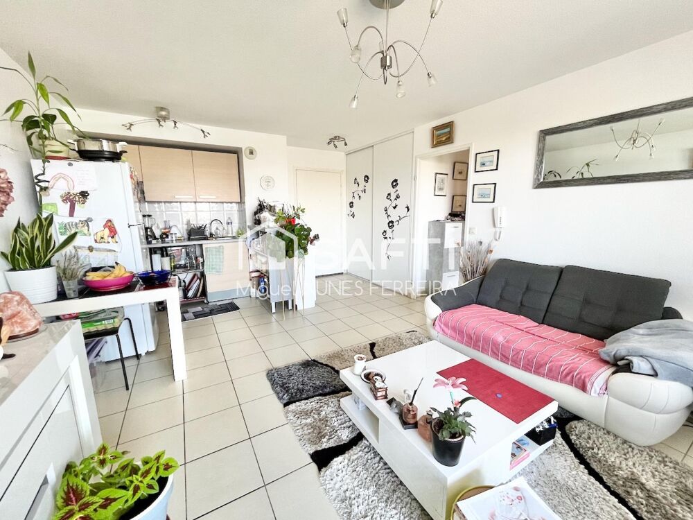 Vente Appartement Appartement loué avec Ascenseur, Balcon et Place de parking Amfreville-la-mi-voie