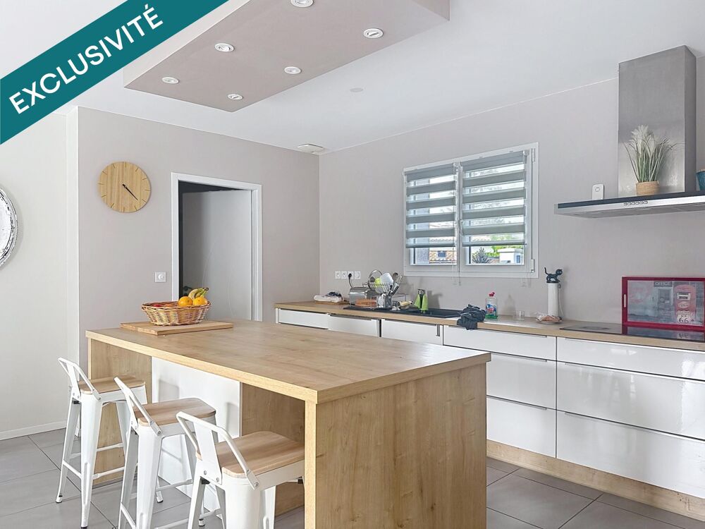 Vente Maison Maison récente avec piscine au centre bourg. Le barp