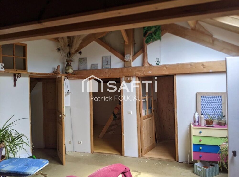 Vente Maison Maison rénovée 263m2 avec dépendance + piscine Marçay