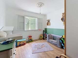  Maison à vendre 10 pièces 205 m²
