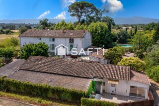  Maison à vendre 15 + pièces 310 m²