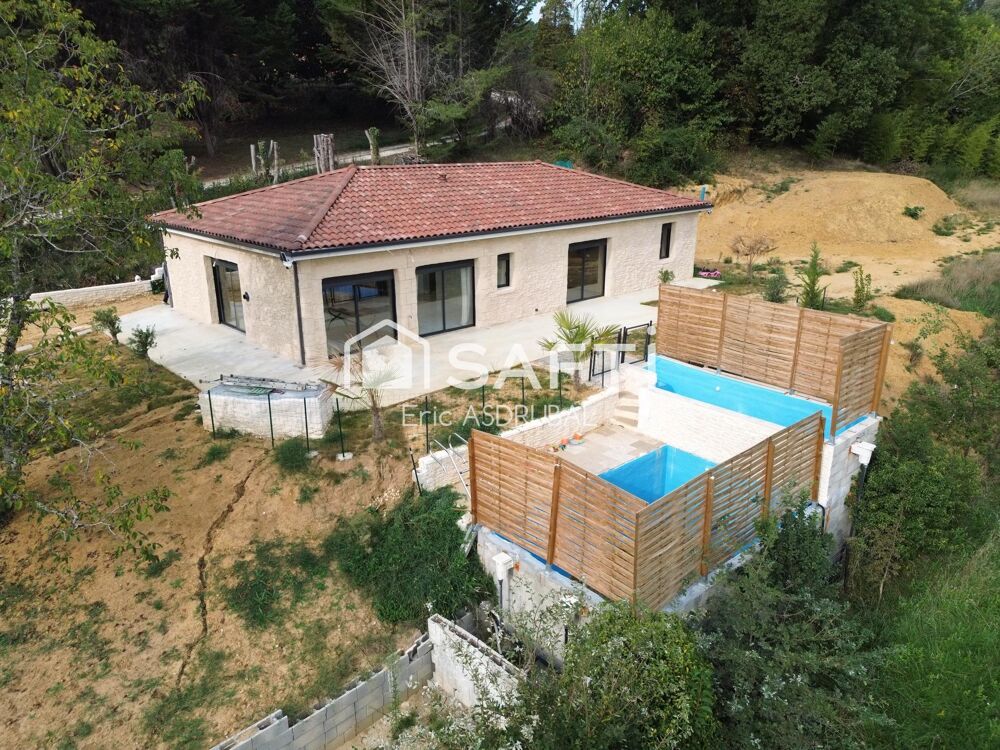 Maison plain-pied 145 m² - 24200 Sarlat la Canéda