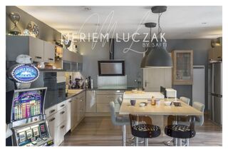  Maison � vendre 7 pi�ces 244 m�