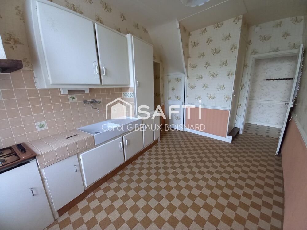 Maison de ville de 113m² en centre ville, mitoyenne, 3 chambres
