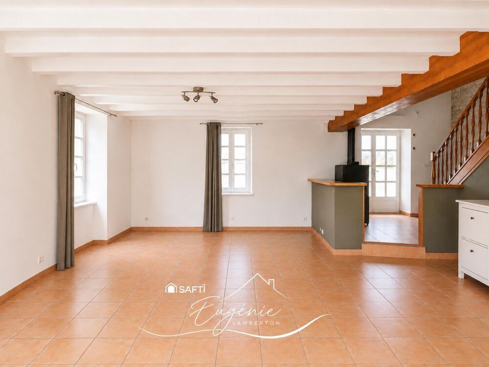 Vente Maison Maison de caractère – Beaux volumes, pierre et poutres apparentes Saint-maxire