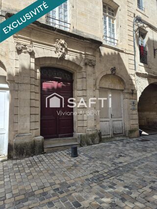  Appartement à vendre 8 pièces 146 m²