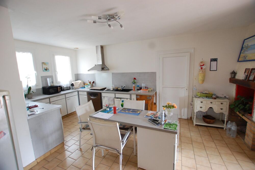 Vente Maison Pavillon de charme à Jonzac, 138 m² habitables Saint-germain-de-lusignan