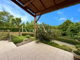  Maison � vendre 9 pi�ces 205 m�