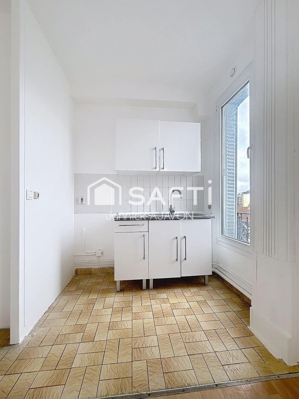 Vente Appartement 2 pièces 33 m2 proche du métro Mairie de montreuil (ligne 9) Montreuil