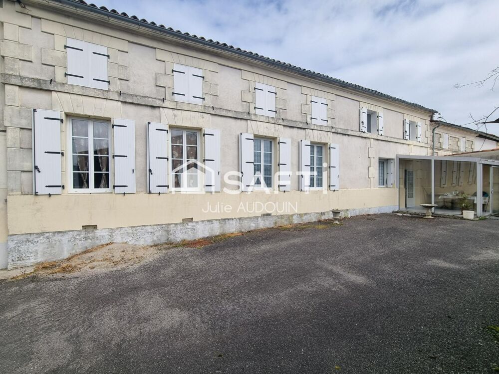 Maison ancienne avec dépendances  131 m² habitables LE SEURE