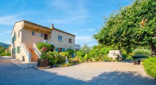  Maison  vendre 8 pices 247 m