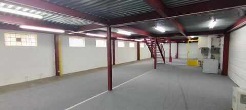 Magnifique Showroom 205000 42700 Firminy