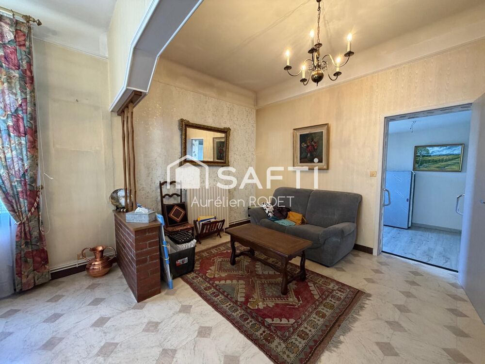 Vente Maison Maison avec vie de plain-pied, 4 chambres. Vierzon