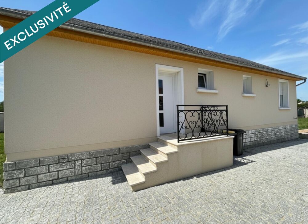 Propriété composée de deux logements rénové et entièrement meublées  755 m² de terrain clôturé