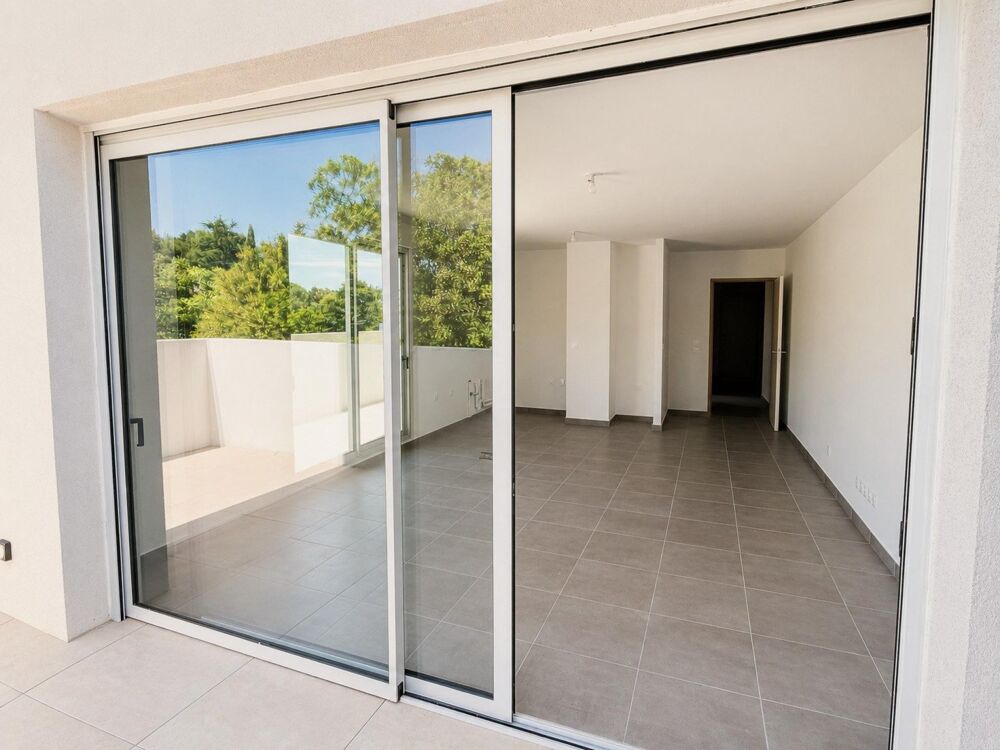 Vente Appartement T3 neuf, dernier étage avec terrasse d'angle et vue dégagée Nimes
