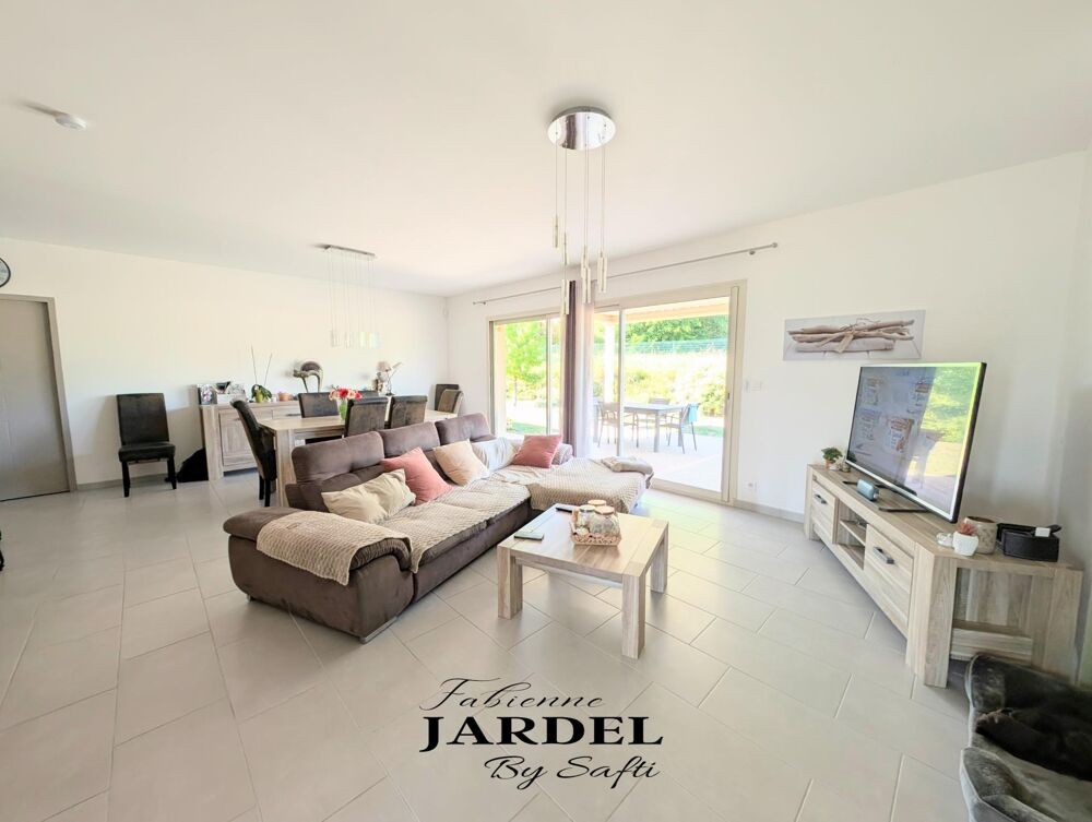 Vente Maison Villa récente de 153 m² de plain pied avec piscine Carsac-aillac