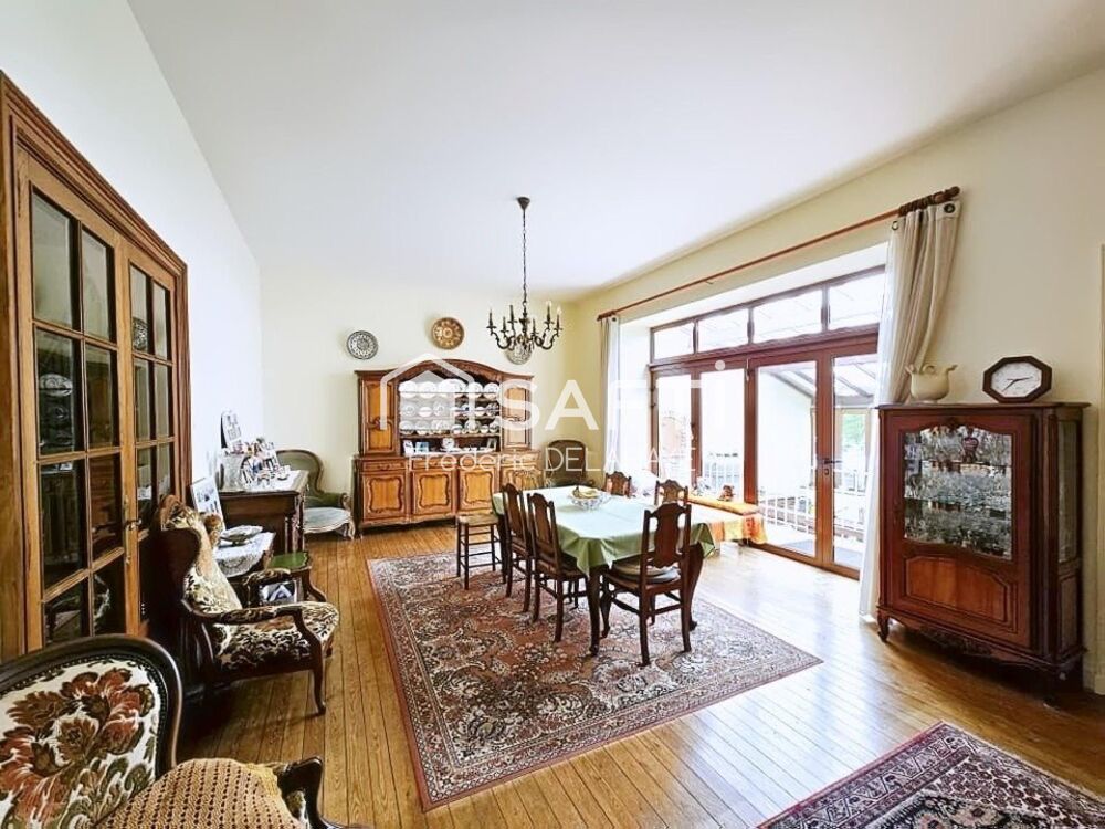 Vente Maison Maison de Maîtres de 198 m² - 4 chambres. Pauillac