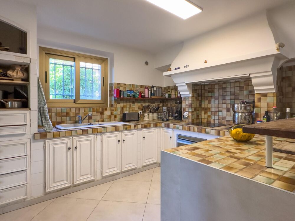 � vendre  Maison Cagnes-sur-Mer (06800)