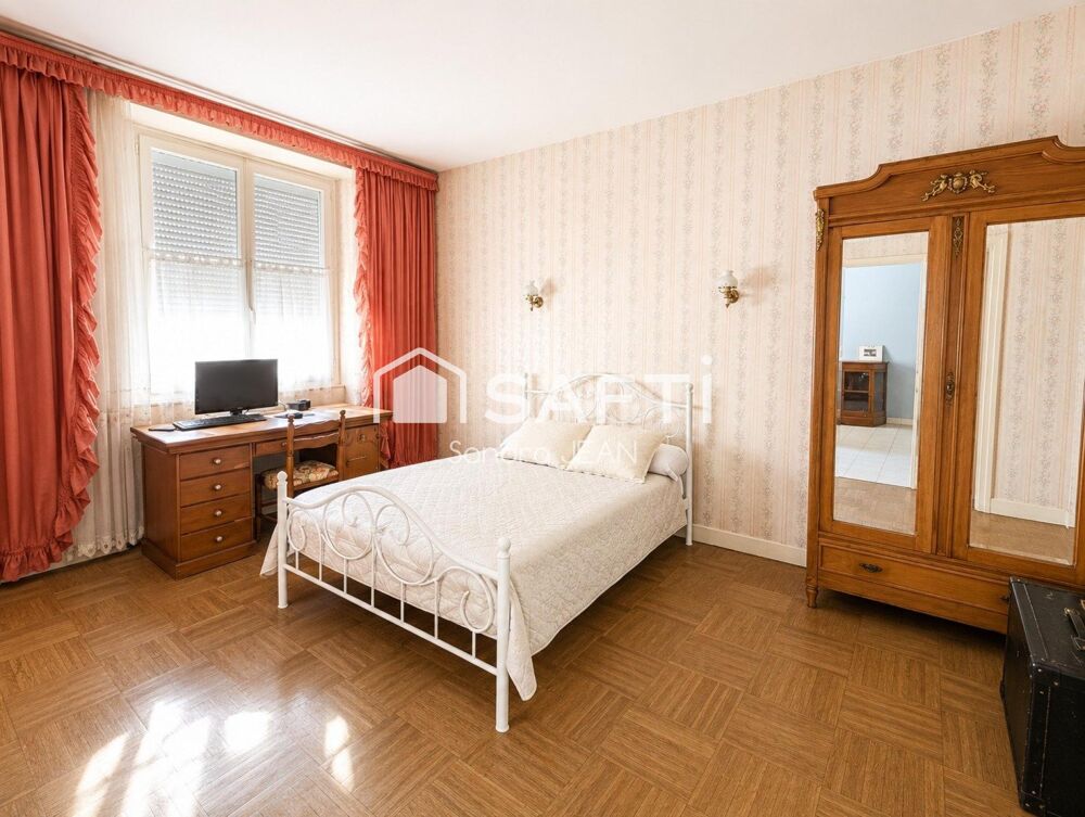 Vente Immeuble Cet immeuble constitue une belle opportunité pour les investisseurs. Carmaux