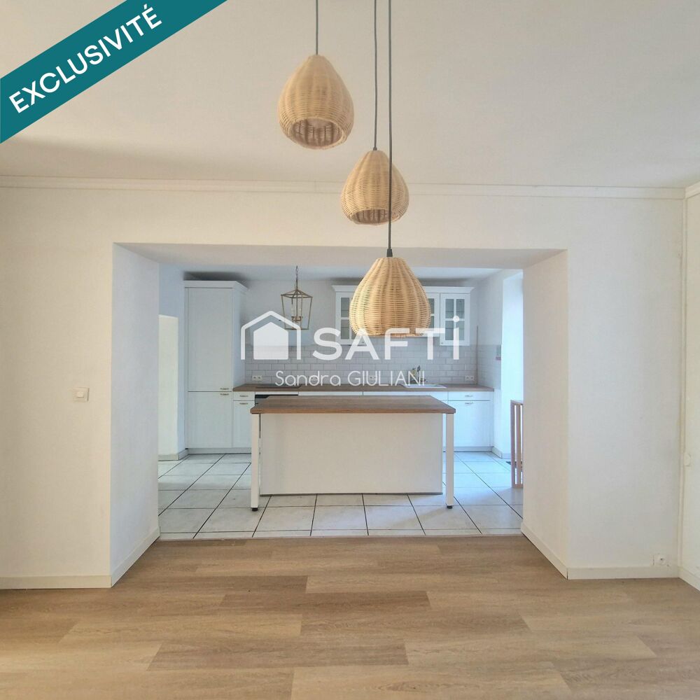 Maison avec 4 chambres, 2 terrasses et grand jardin !