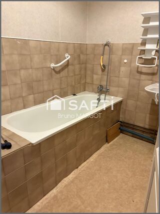 Vente Maison Maison de village de 116 m² proche école et commerces. Beauvais-sur-matha