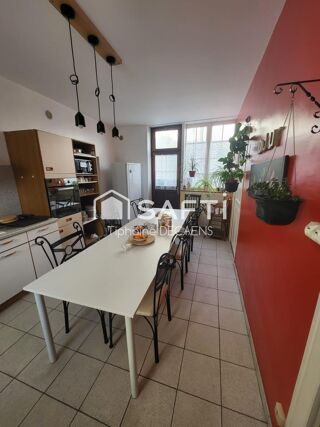  Maison � vendre 15 + pi�ces 310 m�